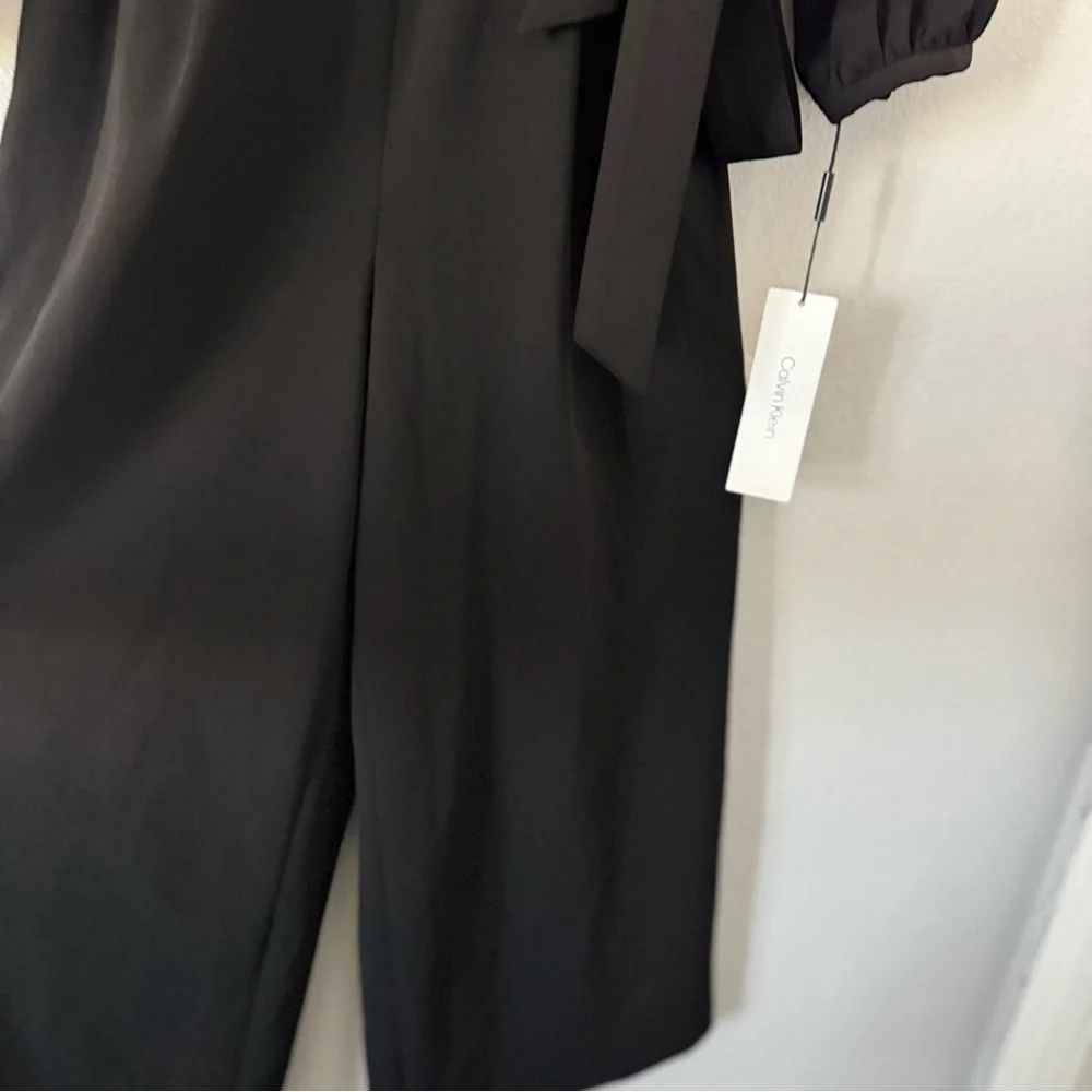 New Calvin Klein Jumpsuit Black Sz 2 Wide Crop High Neck Peep Hole, Tie, Pocket